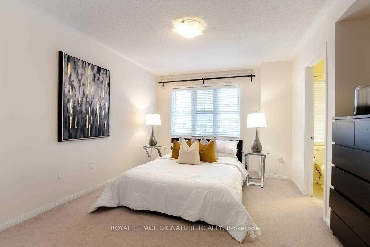926 Nadalin Heights photo 19