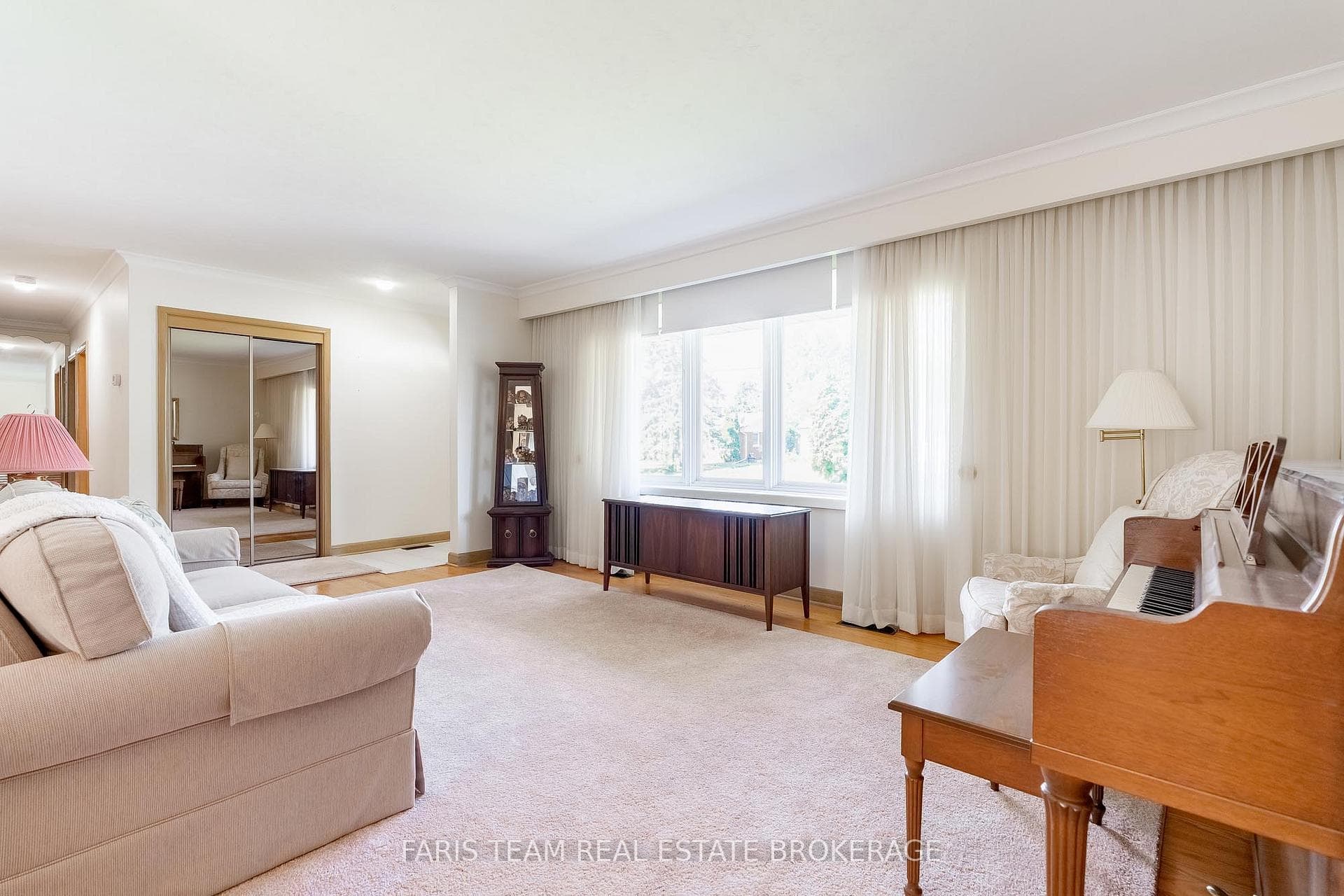 37 Downsview Drive photo 12