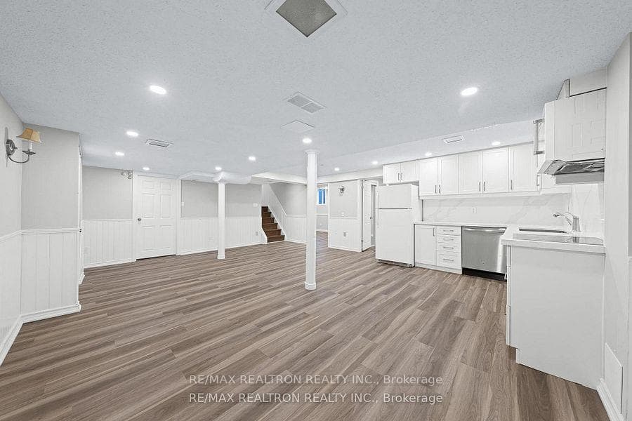 162 Walton Drive Unit Basement photo 10