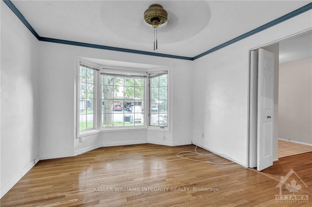 16 WEYBRIDGE Drive photo 4