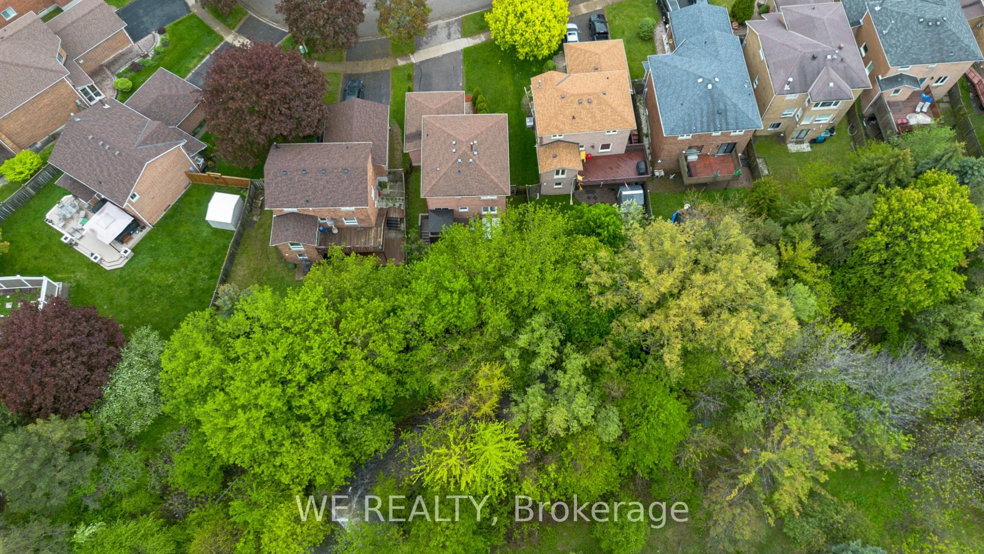 12 Patterson Crescent photo 47