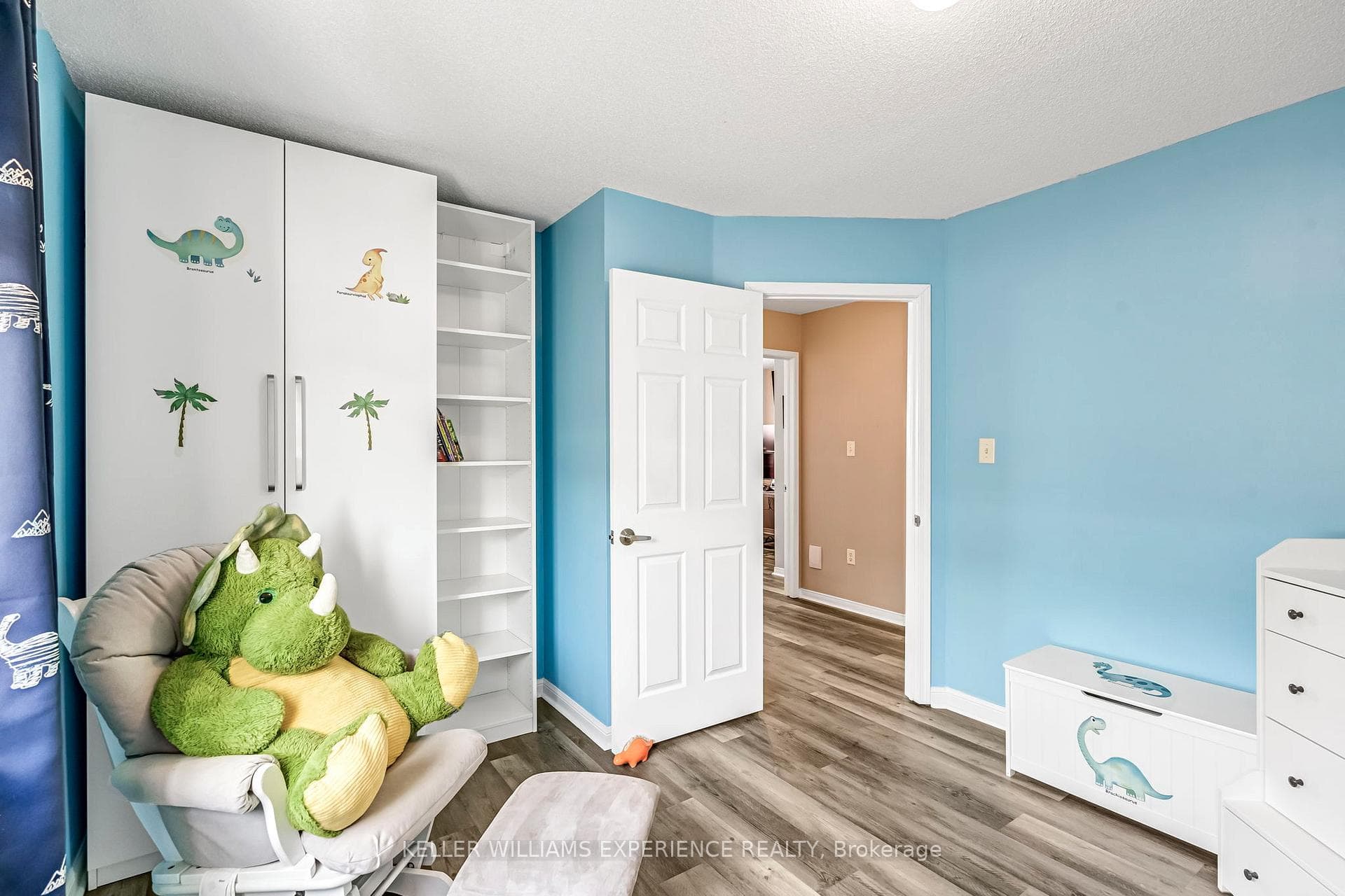 28 Coronation Parkway photo 28