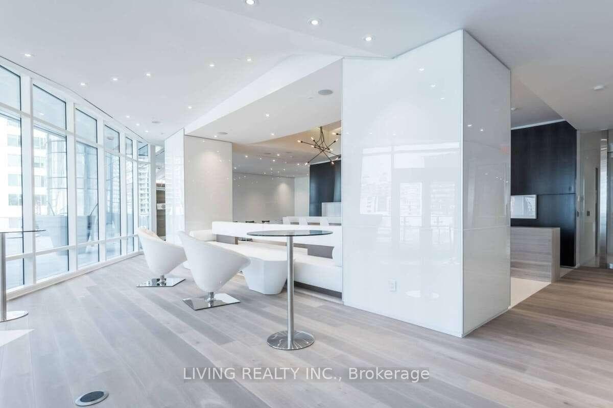1 Bloor Street Unit 7103 photo 29