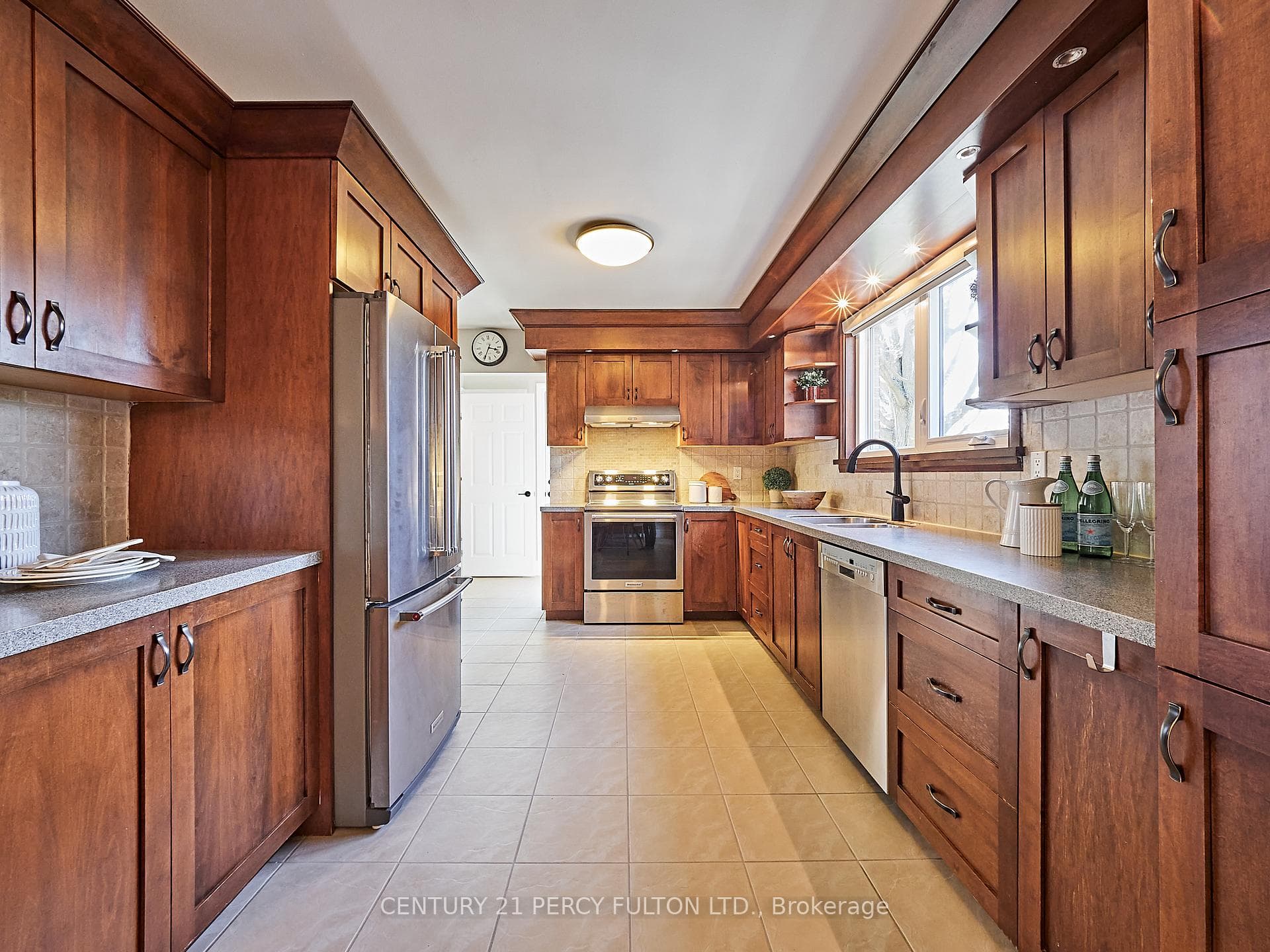 21 Burningham Crescent photo 14