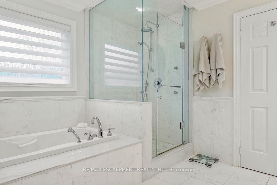 1085 Denfield Terrace photo 25