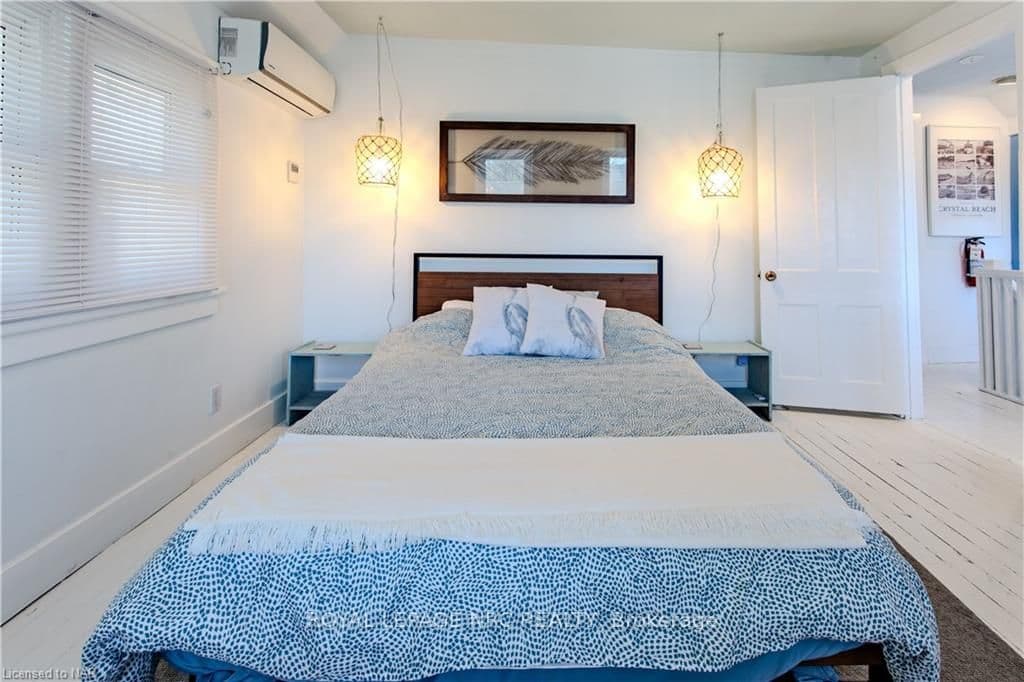 391 CAMBRIDGE Road photo 21