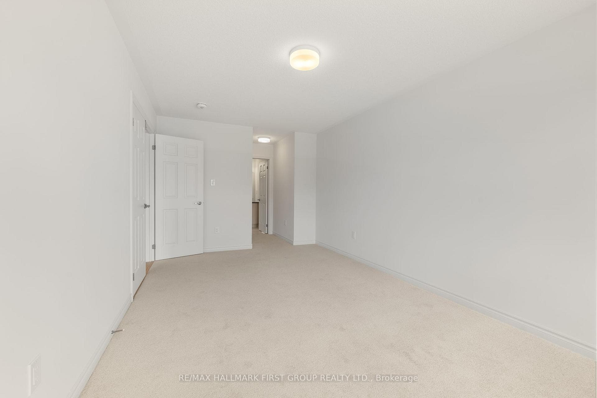 525 Worden Street photo 24