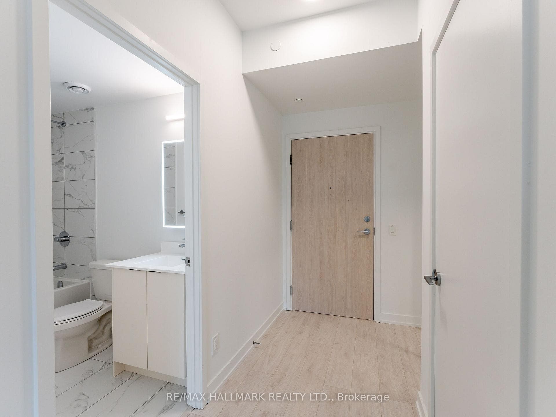 181 Sheppard Avenue Unit 523 photo 5