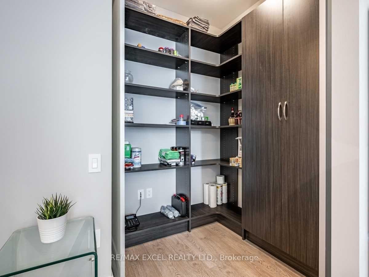 30 Roehampton Avenue Unit 619 photo 19