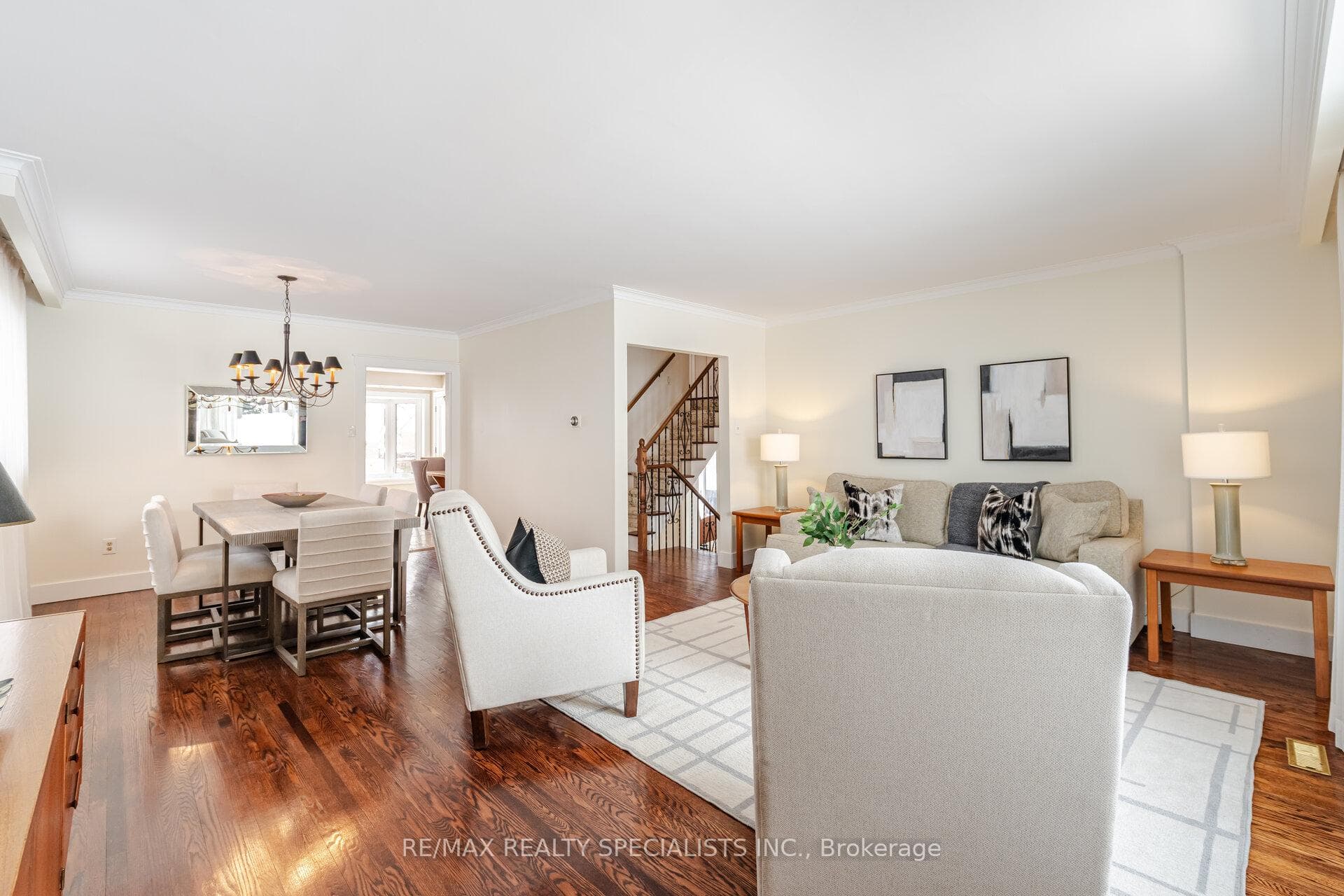 2341 Altersen Place photo 7