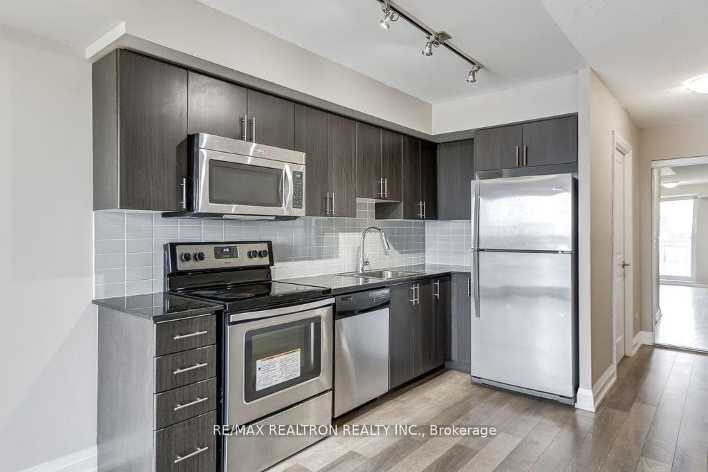 370 Highway 7 N/A Unit 615 photo 8