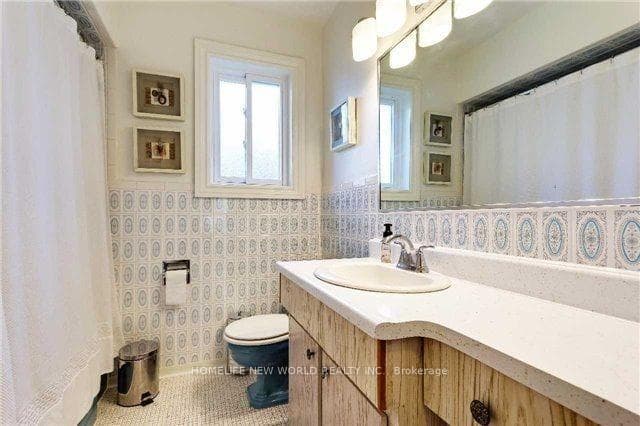 261 Betty Ann Drive photo 12