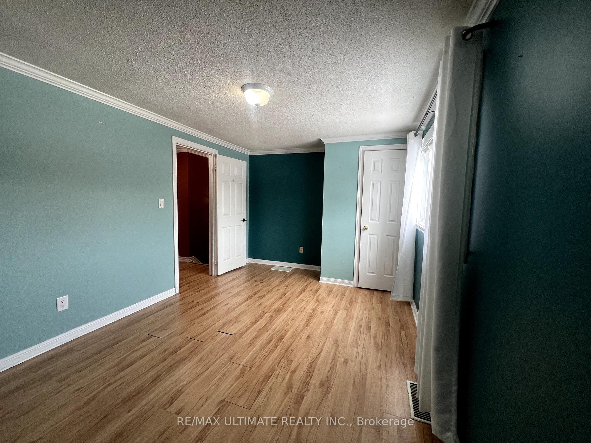 71 Kipling Place photo 16