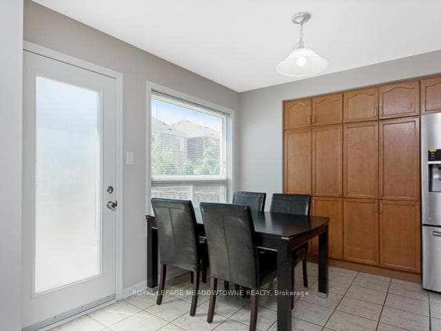 960 Philbrook Drive Unit Upper photo 14
