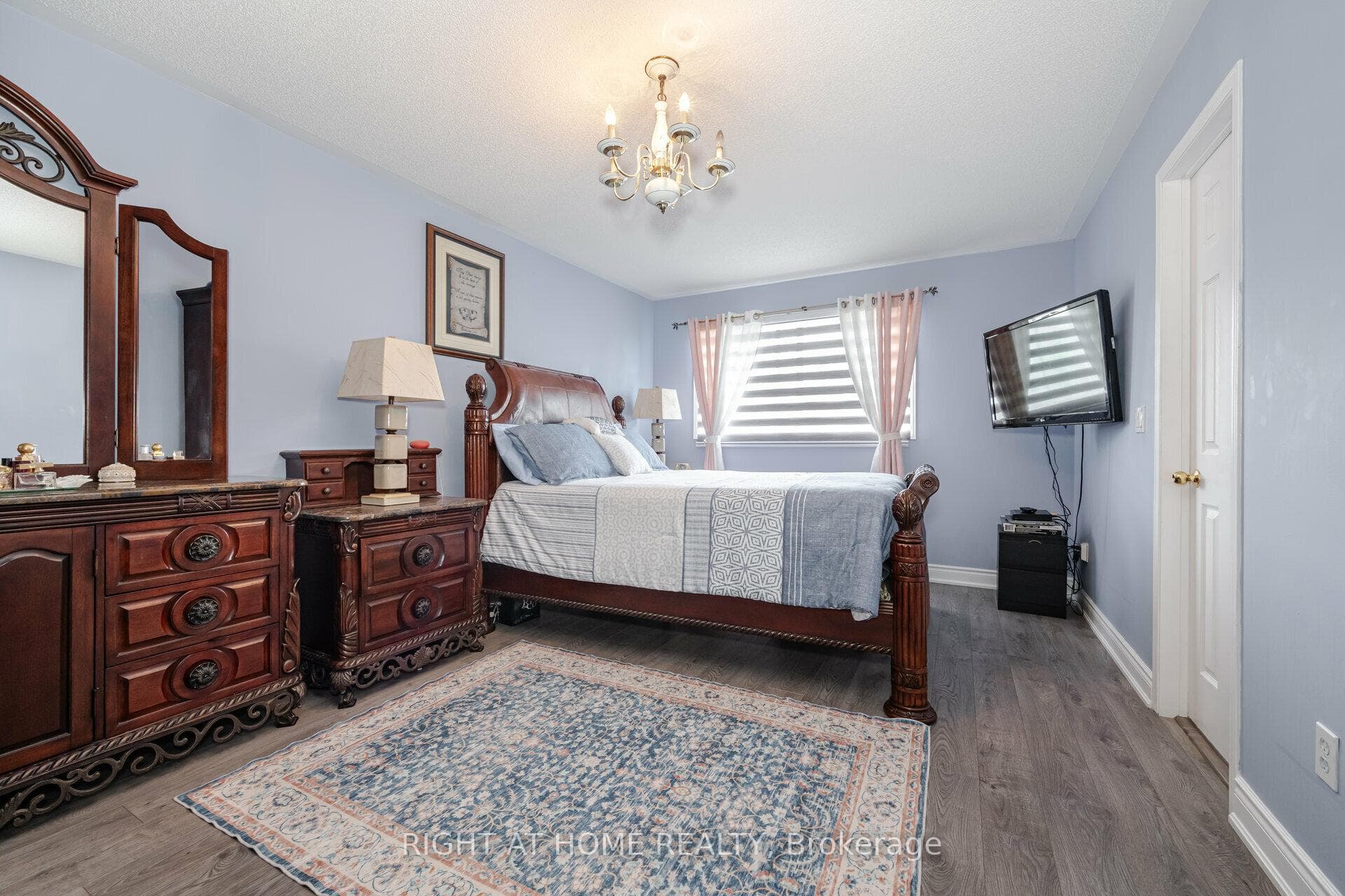 8536 MARTIN GROVE Road photo 15