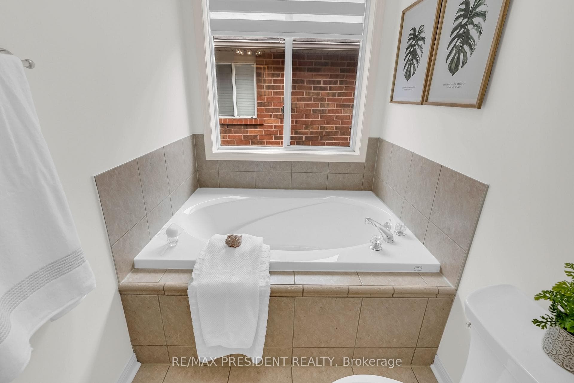 670 Irving Terrace photo 35