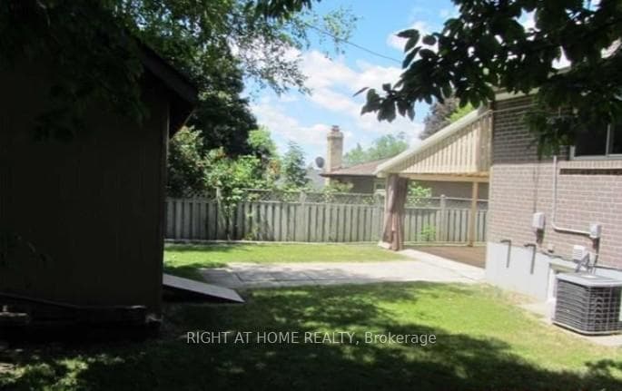 744 Botany Hill Crescent Unit Main photo 19