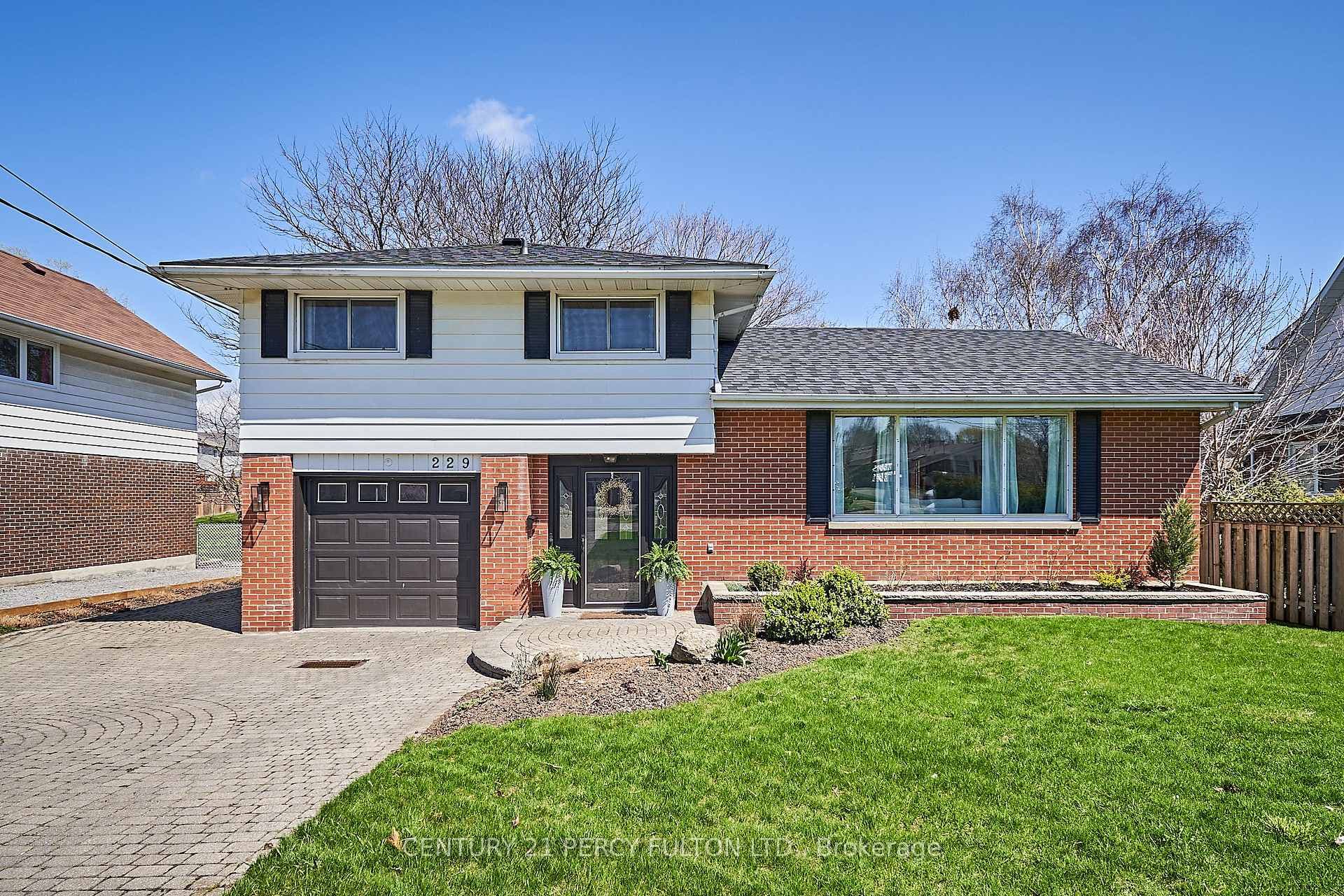229 Liberty Street photo 1