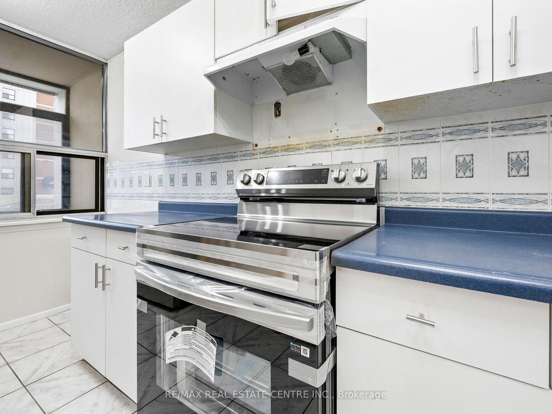 15 Kensington Road Unit 101 photo 21