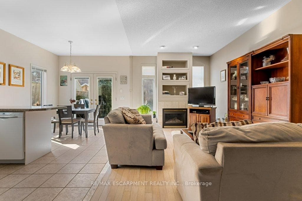 68 Morrison Crescent photo 15