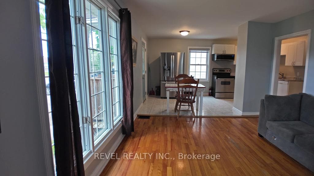 385 Cedar Street photo 11