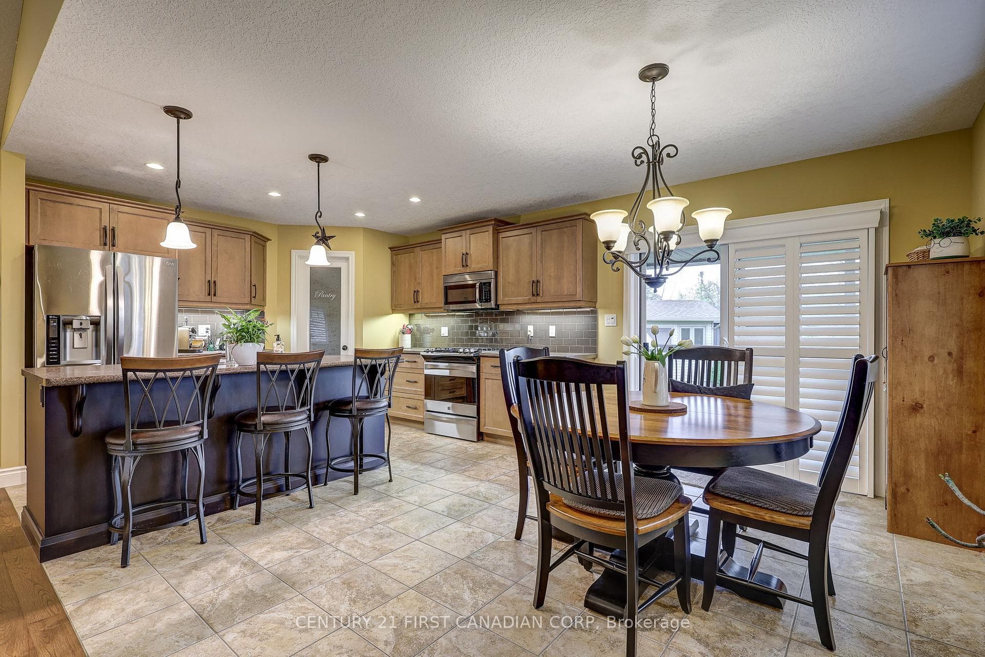 76 Westlake Drive photo 20