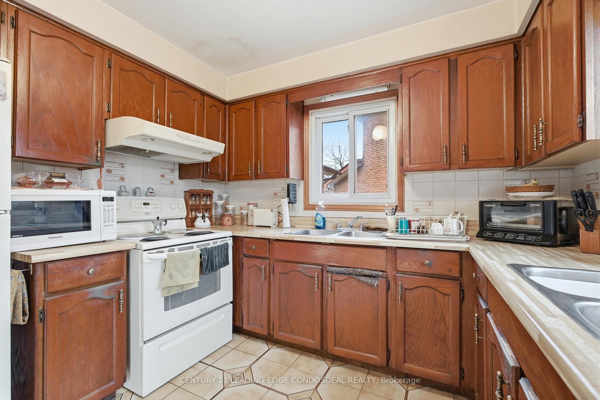 1 Whitley Castle Crescent photo 20