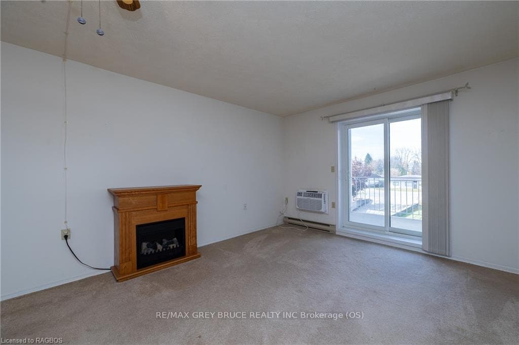 1775 9TH Avenue Unit 209 photo 12