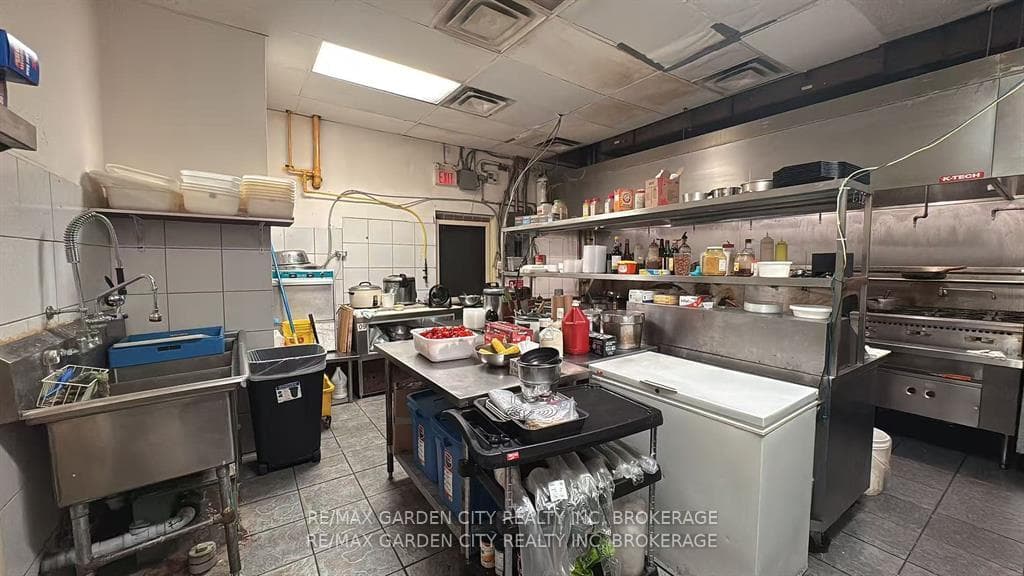 100 FOURTH Avenue Unit 7 photo 16