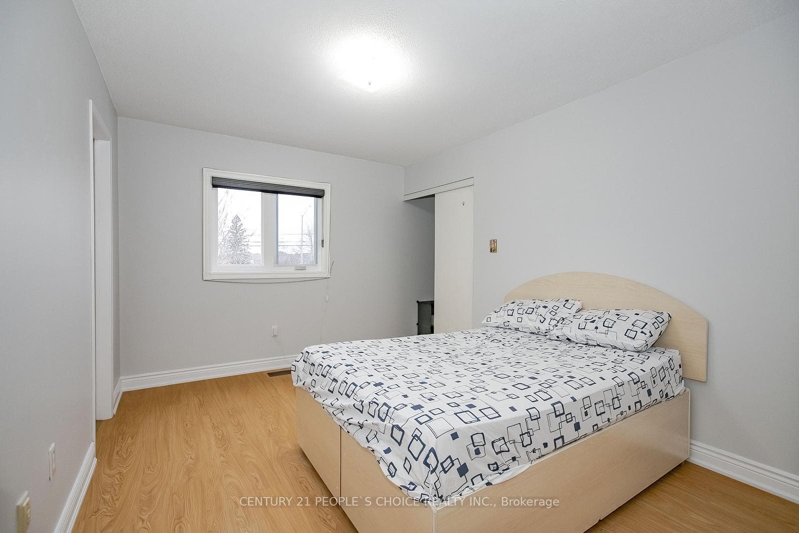 30 Carrie Crescent photo 31