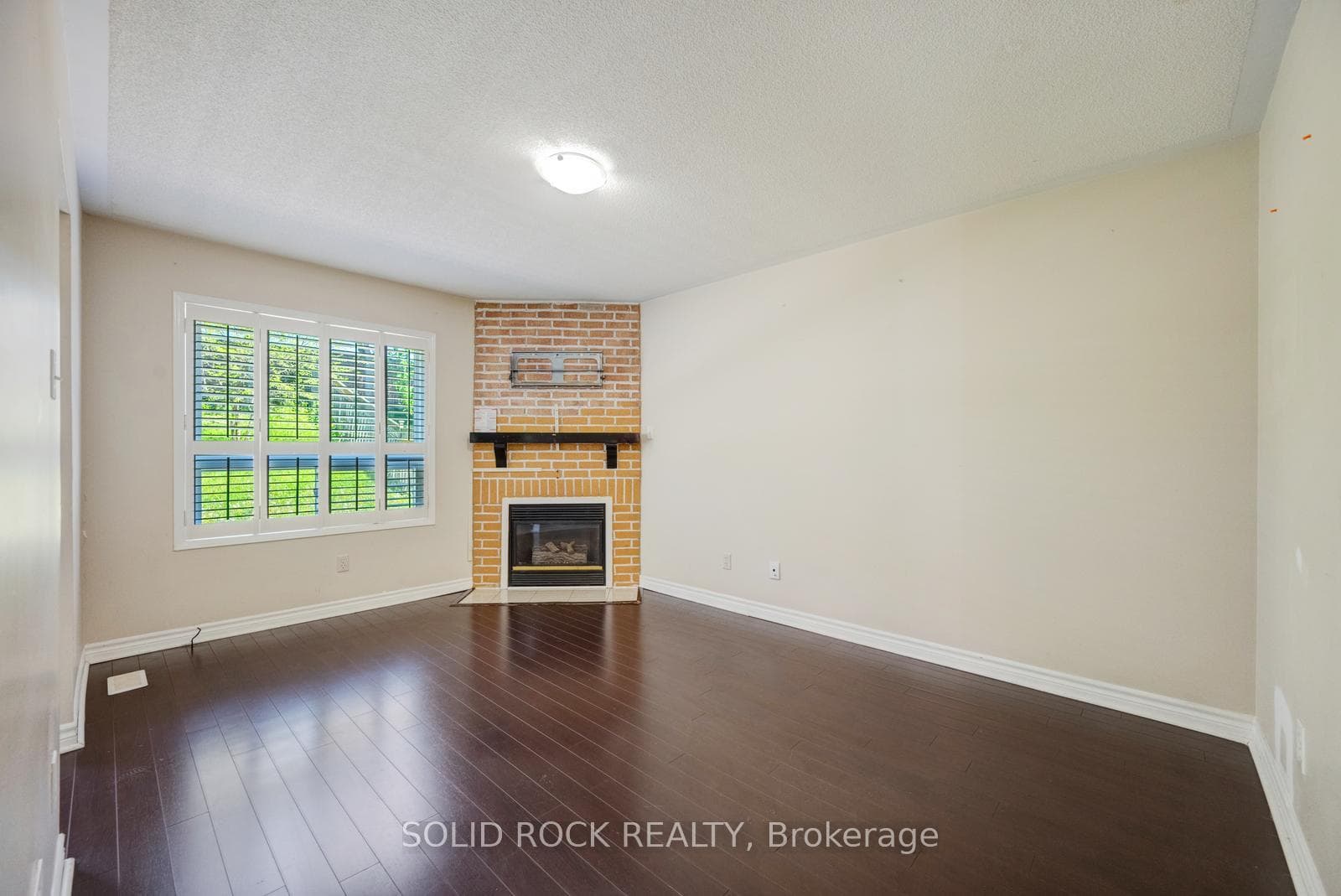 Family Room w/ Fireplace