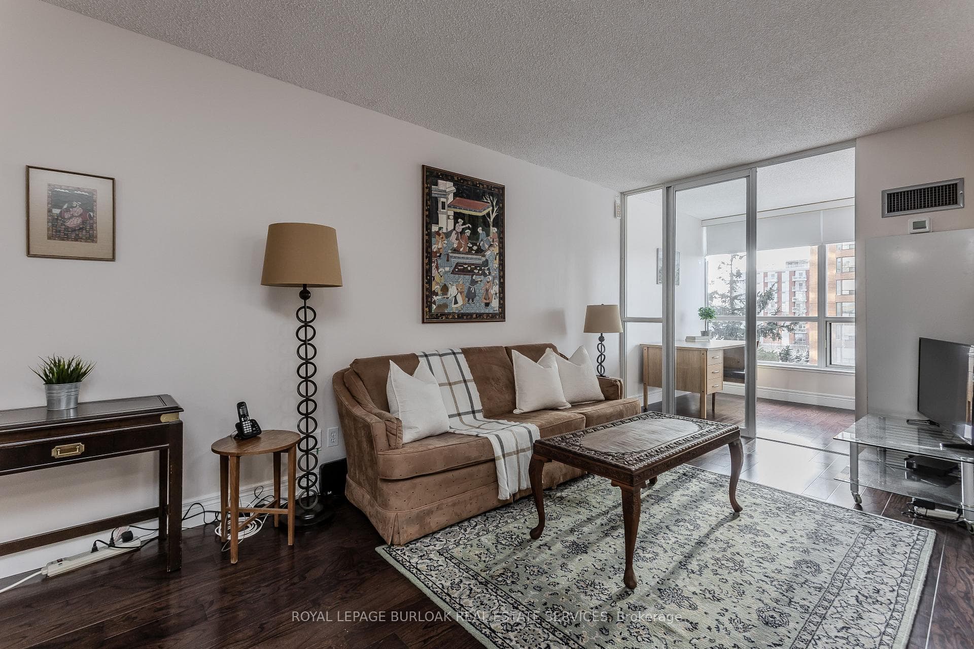 1276 Maple Crossing Boulevard Unit 511 photo 5
