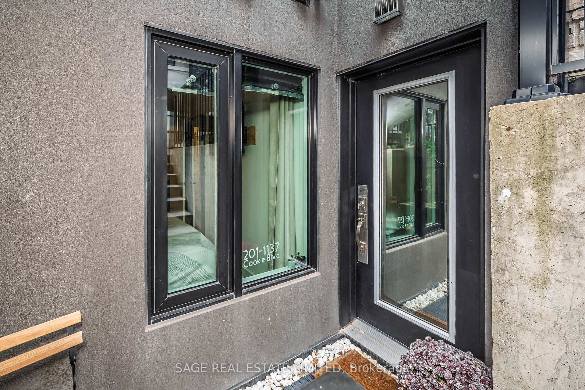 1137 Cooke Boulevard Unit 201 photo 8