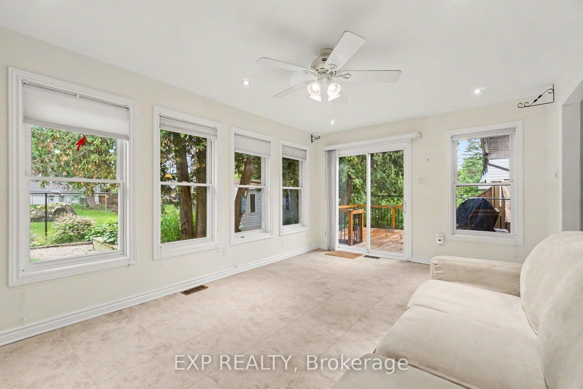 1021 Cadboro Road photo 20
