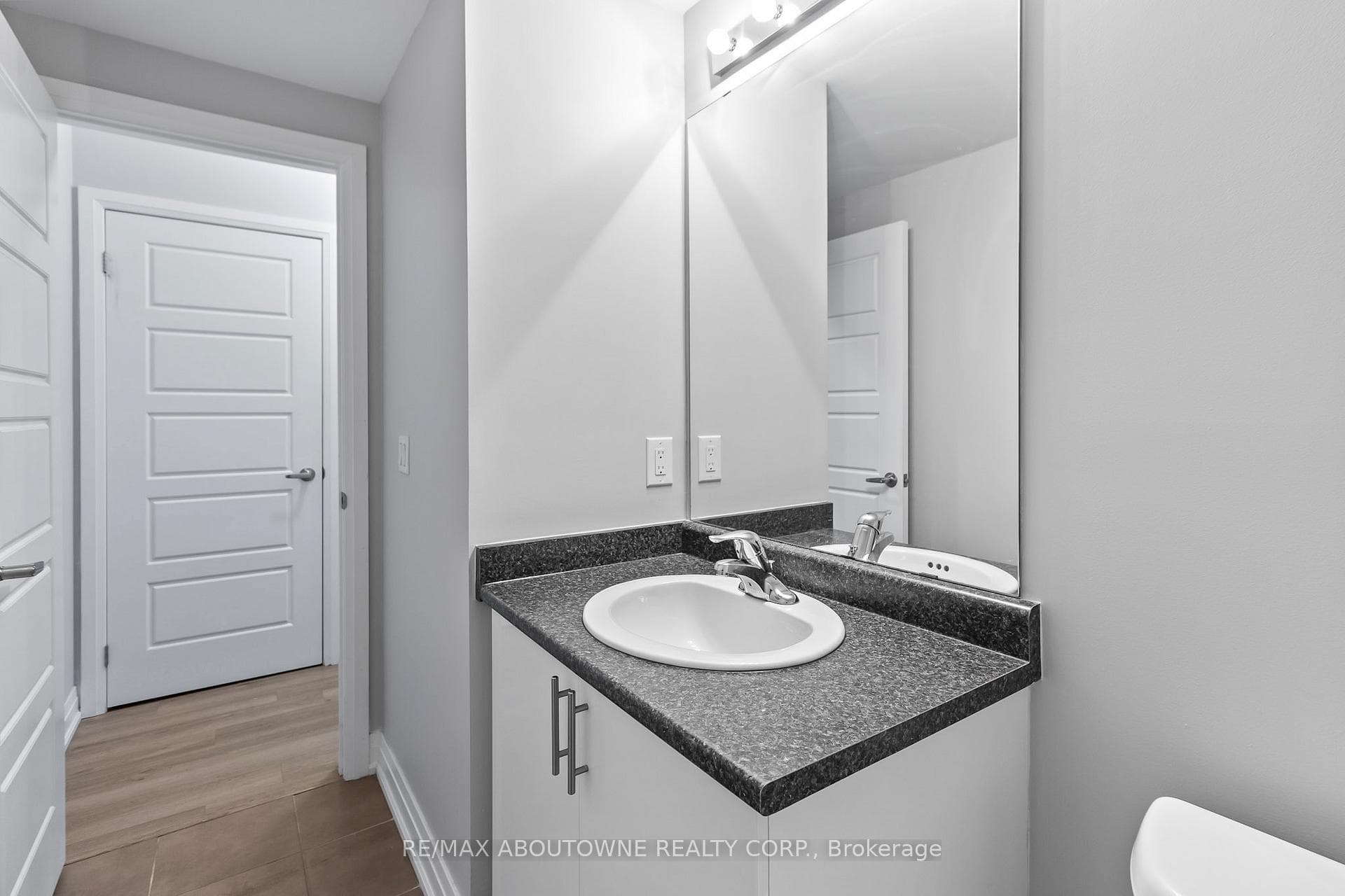1200 Main Street Unit 113 photo 30