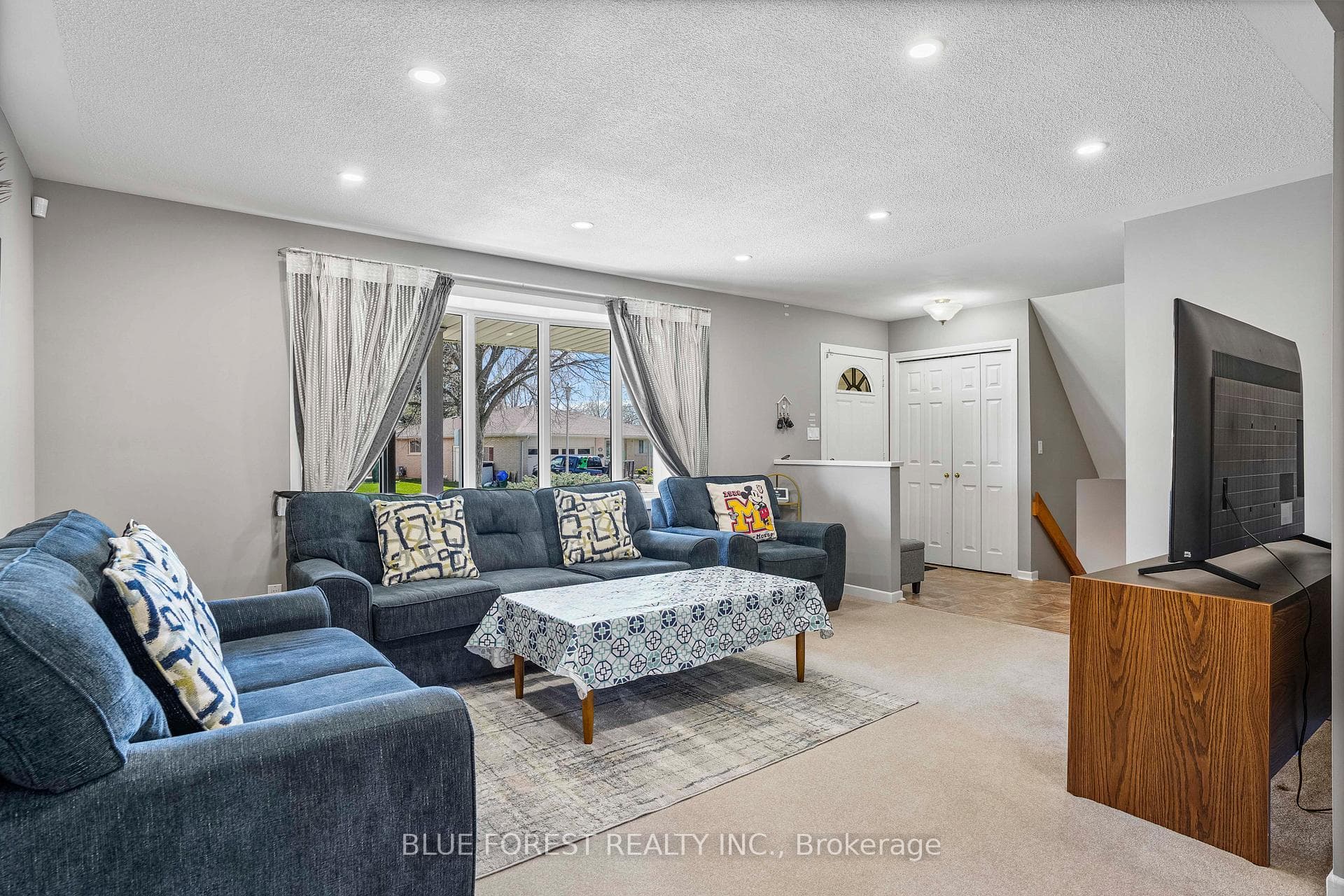 23 Fox Mill Crescent photo 8