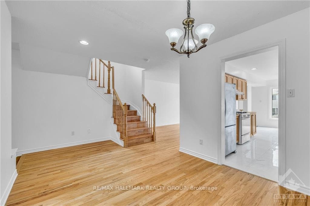 56 SADDLESMITH Circle photo 7