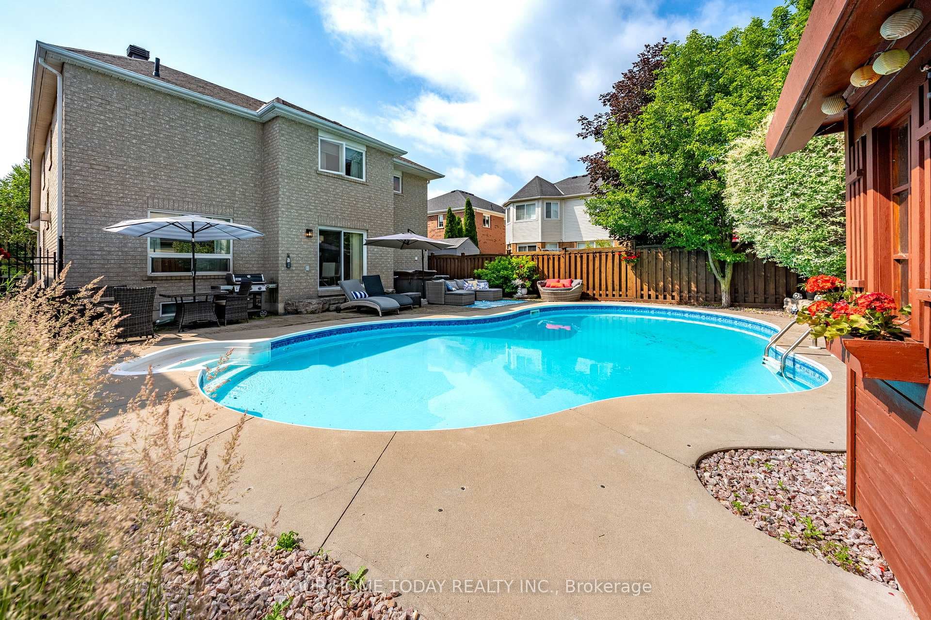 19 McNally Street photo 43