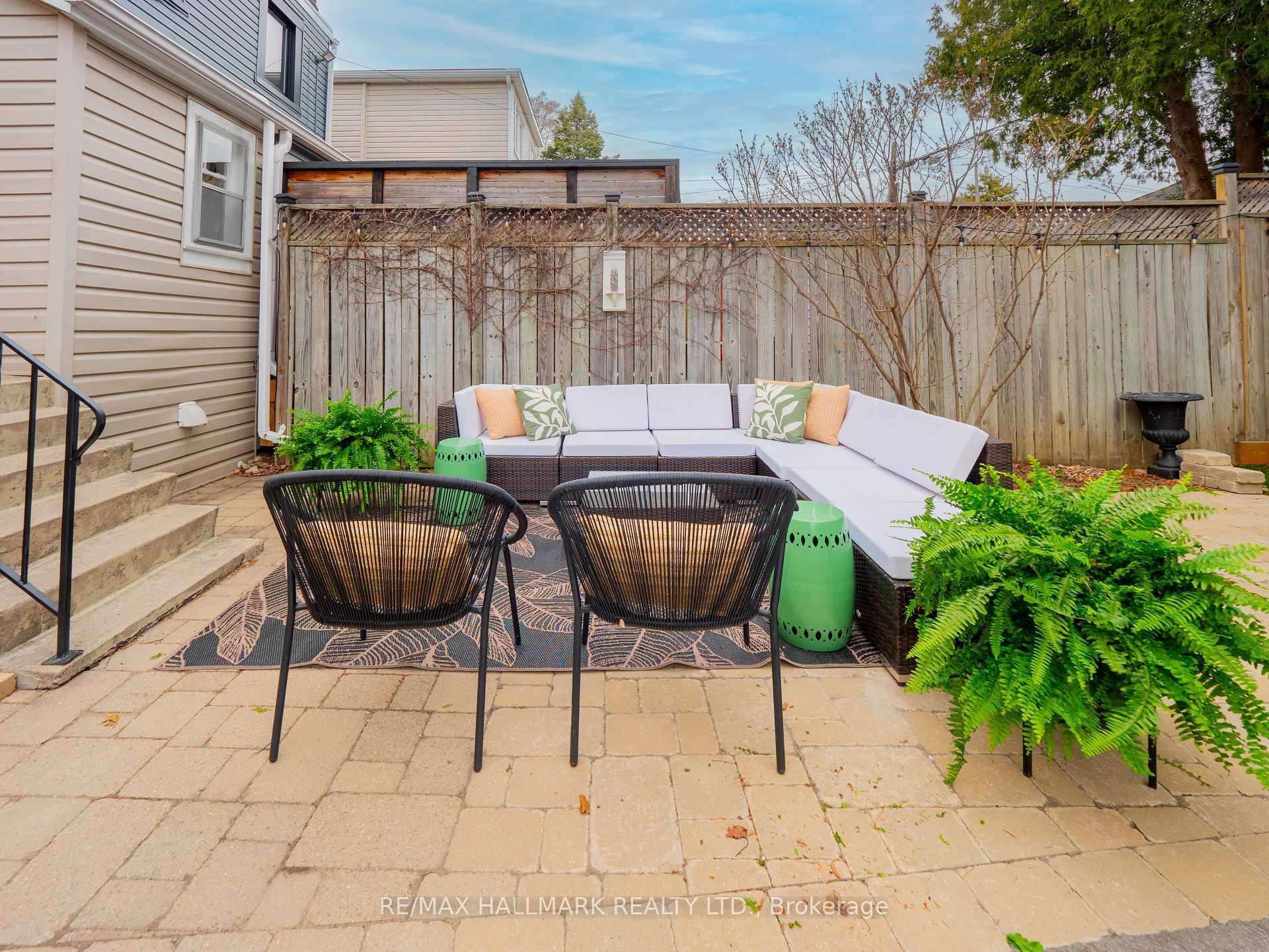 41 Roosevelt Road photo 45