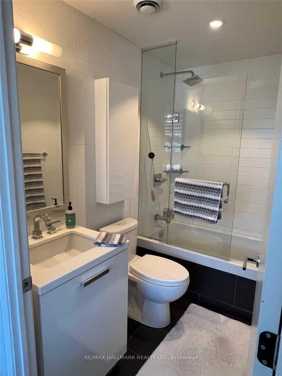 224 King Street Unit 3003 photo 7