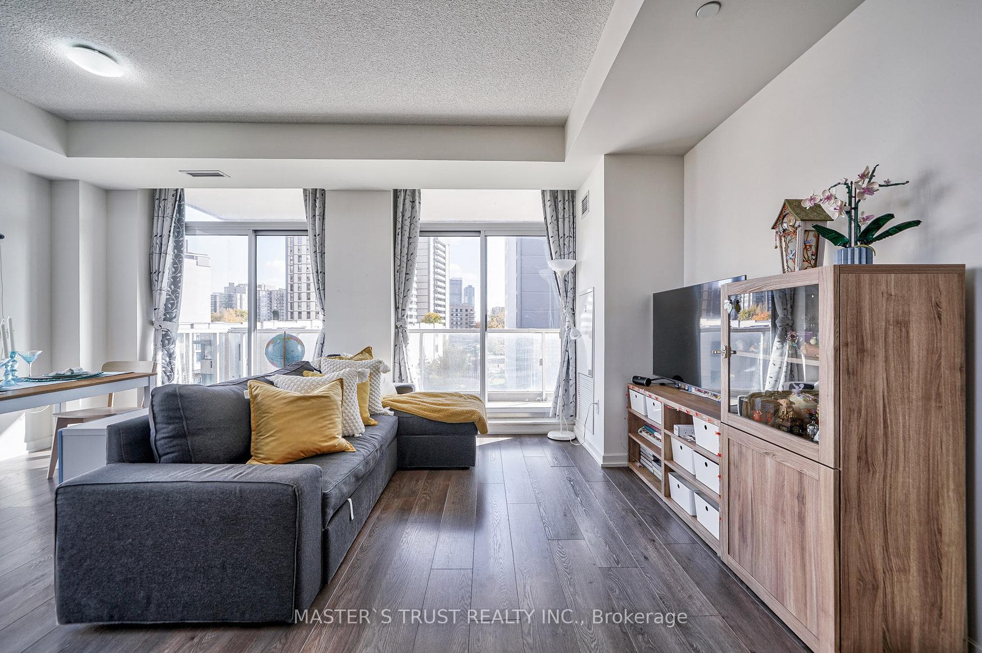 62 Forest Manor Road Unit 307 photo 17