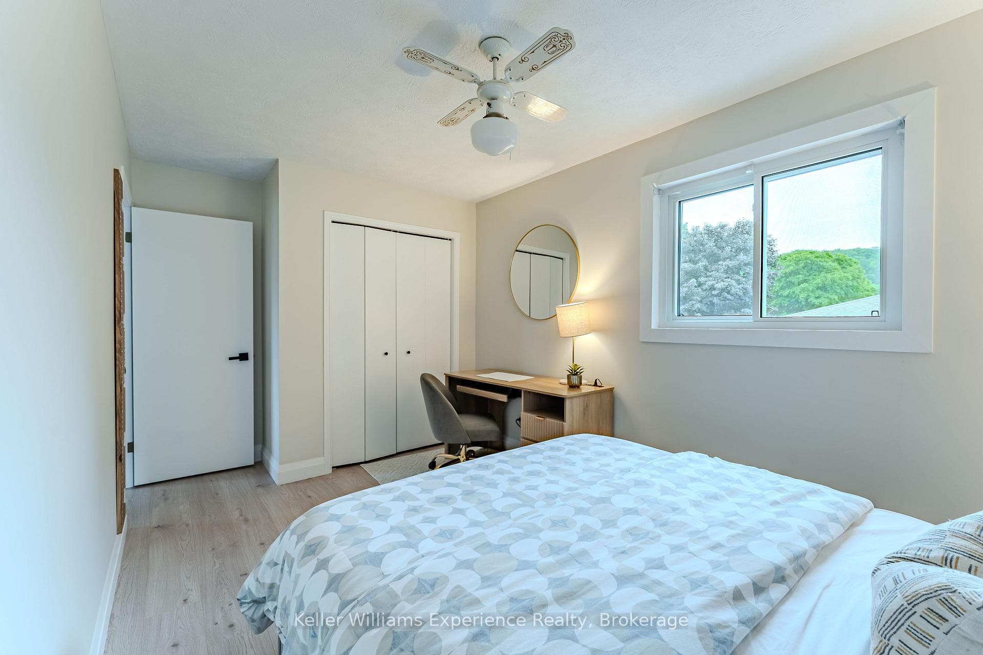 300 4th Avenue photo 28