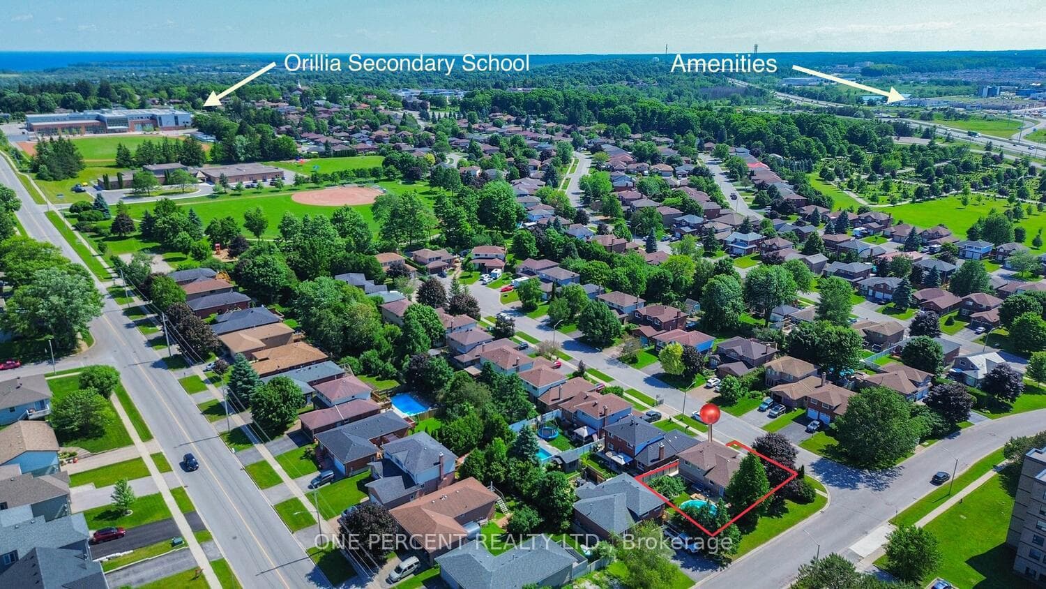 Minutes from Orillia's amenities & schools/parks
