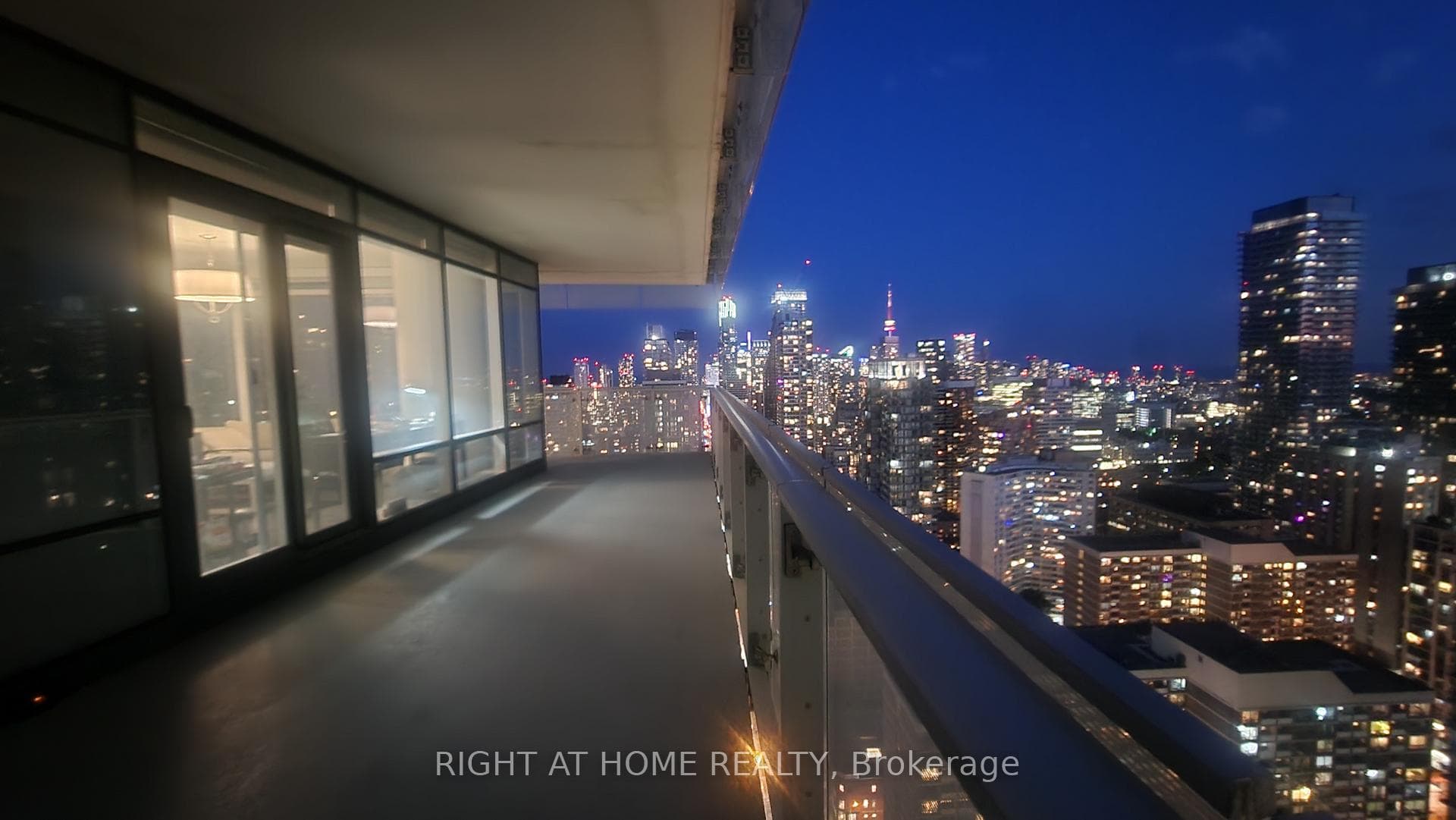 1 Bloor Street Unit 3307 photo 8