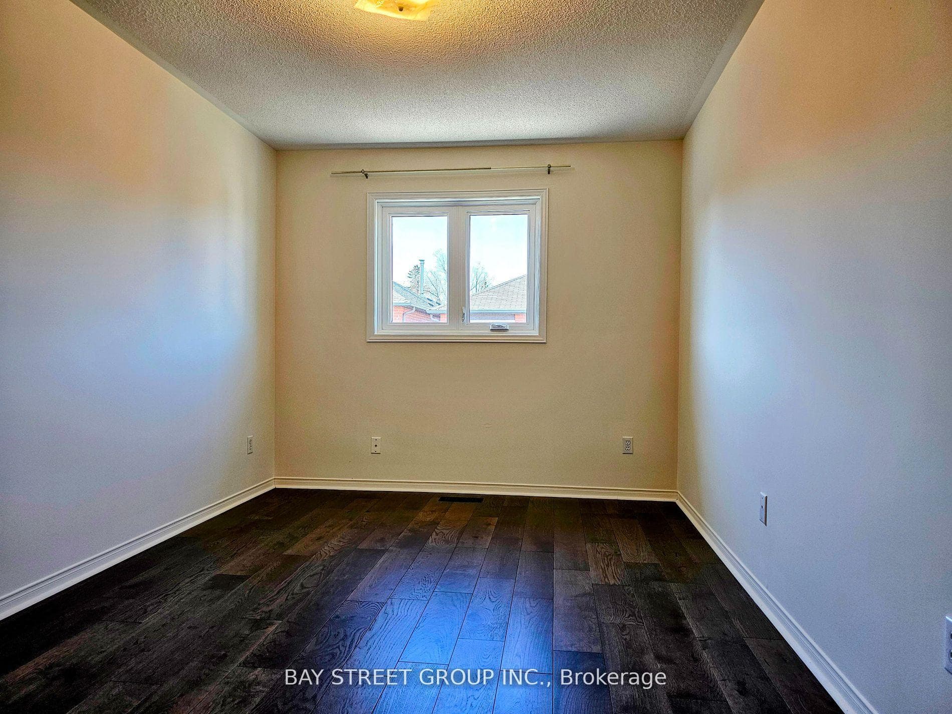 30 Bridlepath Street photo 12