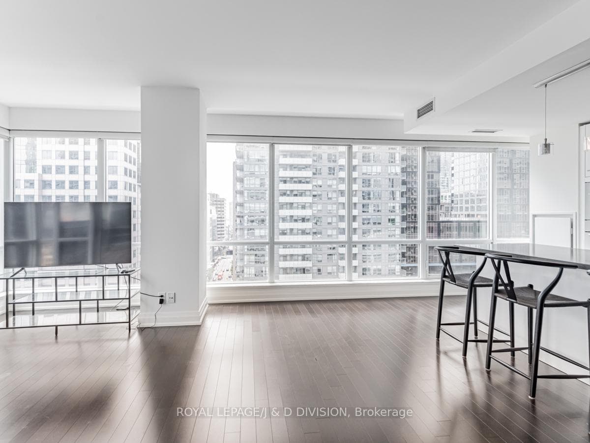 80 John Street Unit 1312 photo 5