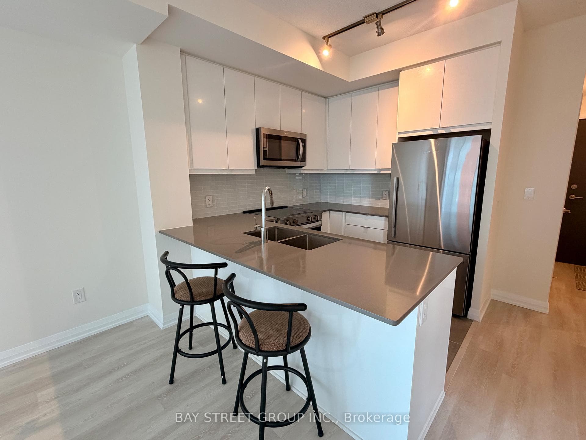 3270 Sheppard Avenue Unit 1926 photo 6