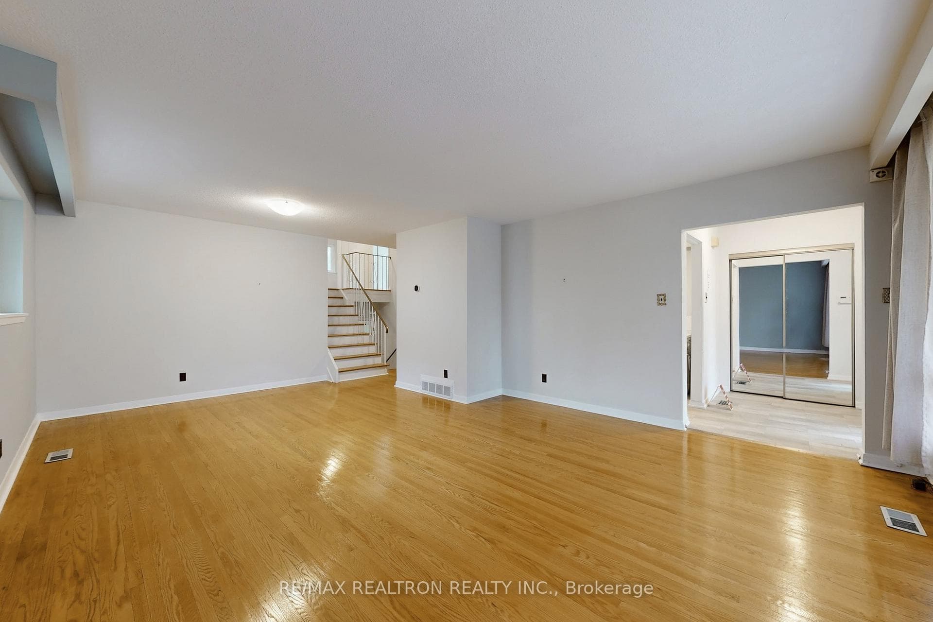 37 Satok Terrace Unit Upper photo 6