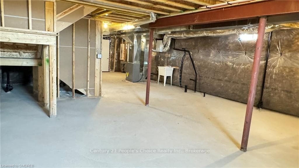 16 LANGRIDGE Way photo 37