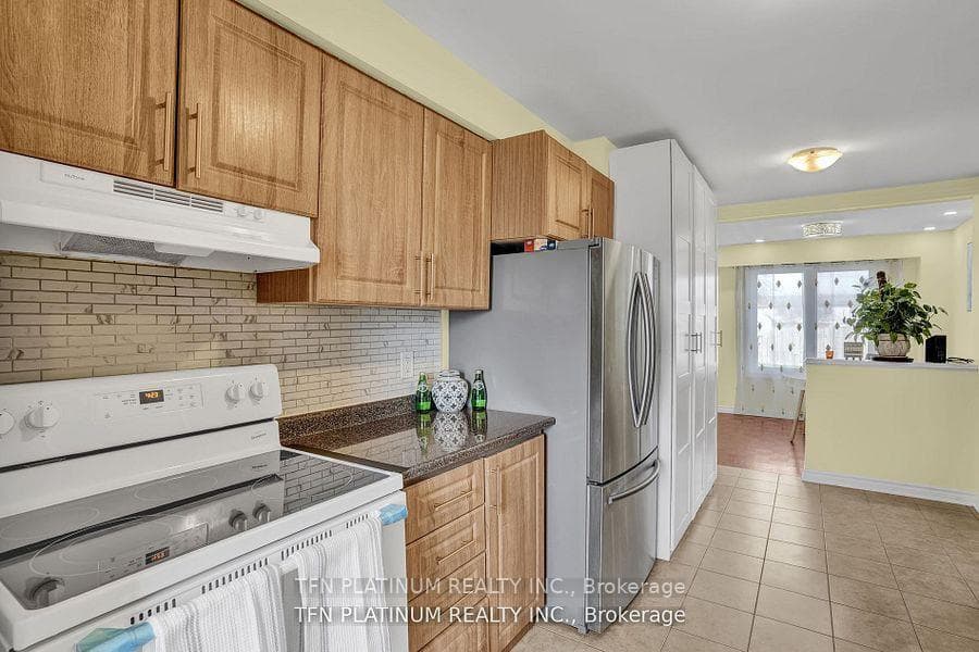 93 Kingswood Drive photo 10
